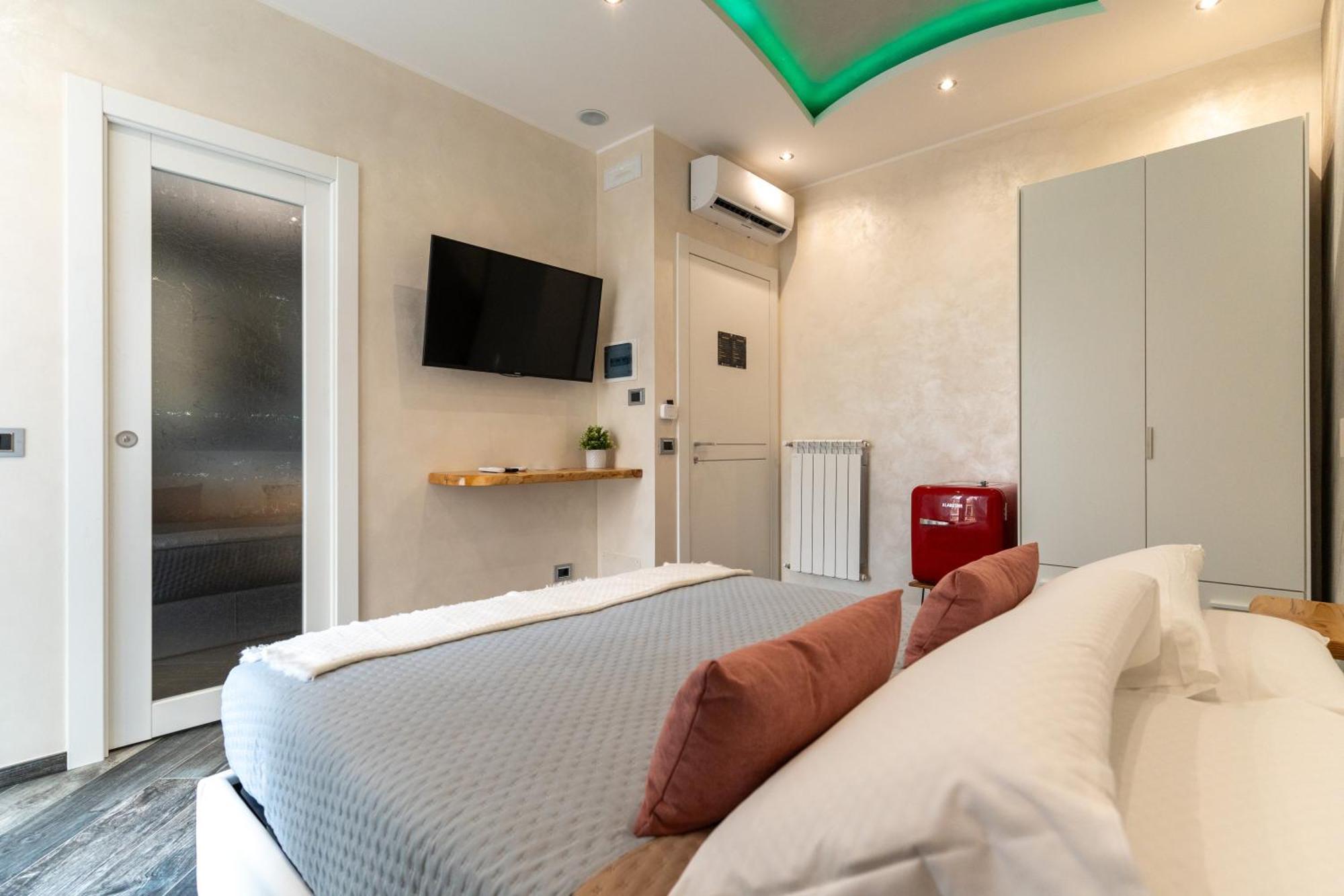 Suites Matteotti 57 Civitavecchia Ngoại thất bức ảnh