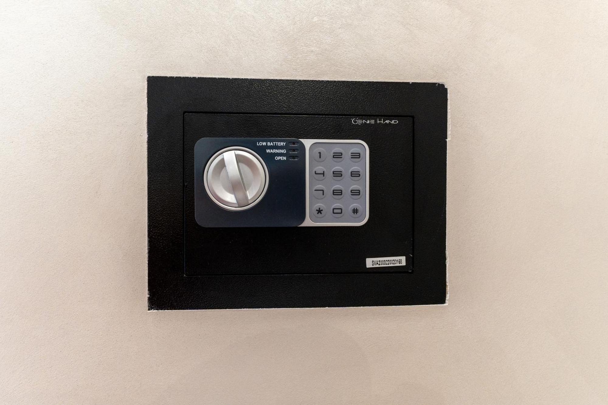 Suites Matteotti 57 Civitavecchia Ngoại thất bức ảnh